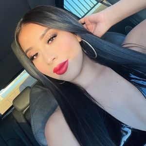 Meet your Posher, Jocelyn